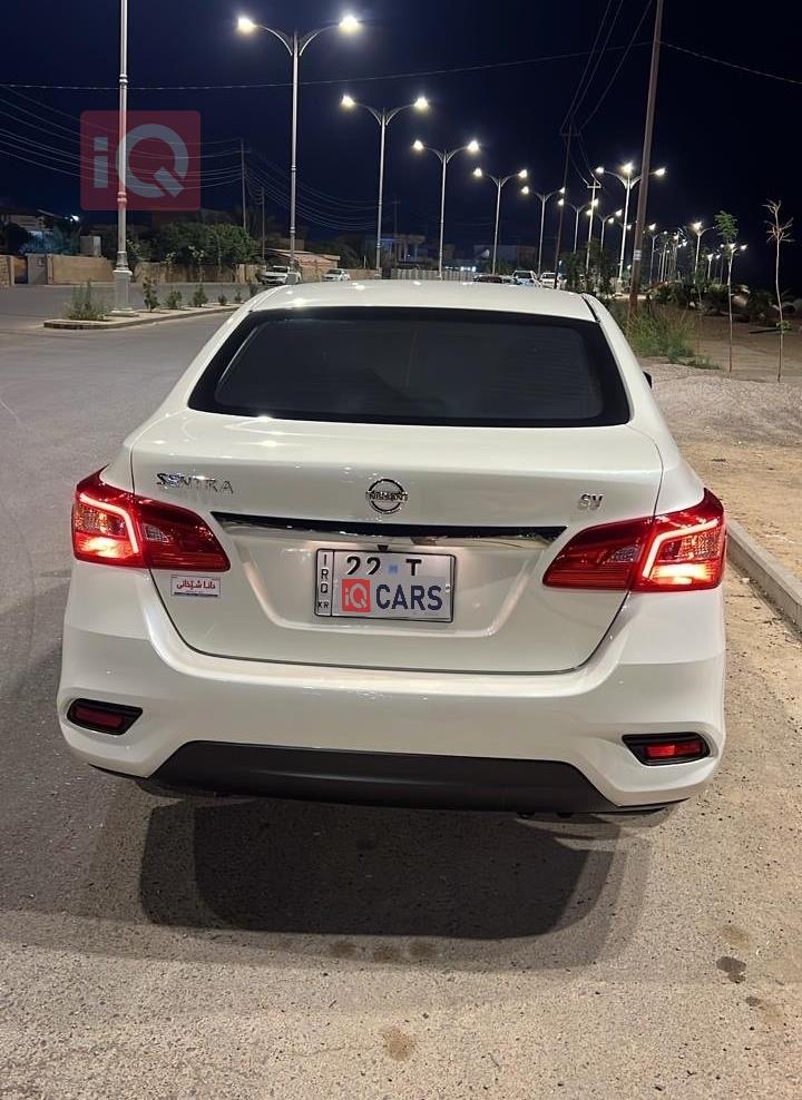 نيسان سنترا